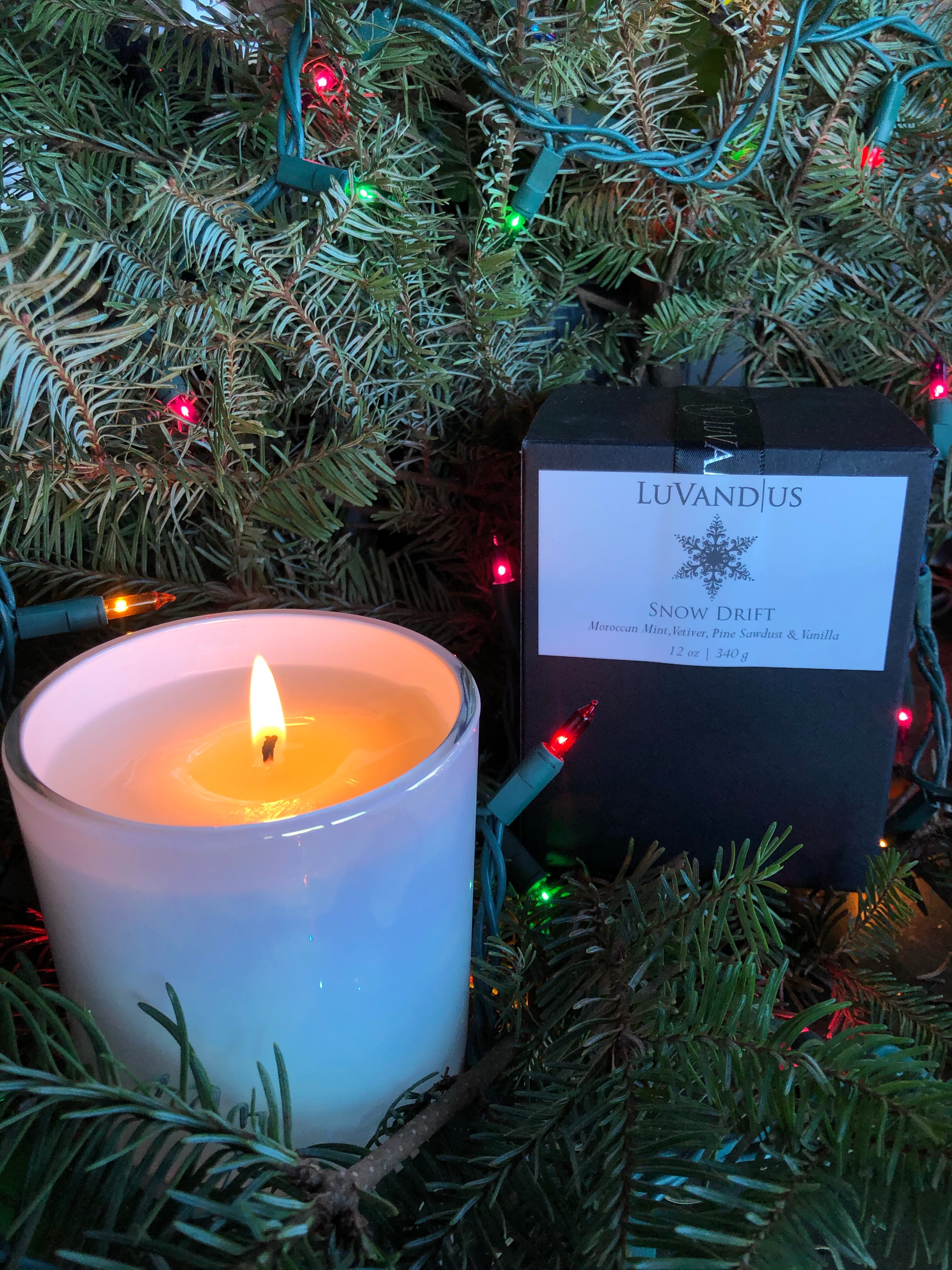LuVandus SNOW DRIFT candle - F Vault